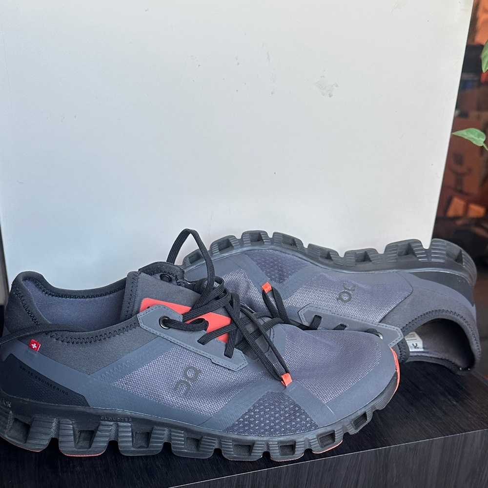 On Cloud Running Men's Shoes in Dark Gray and Bright Orange